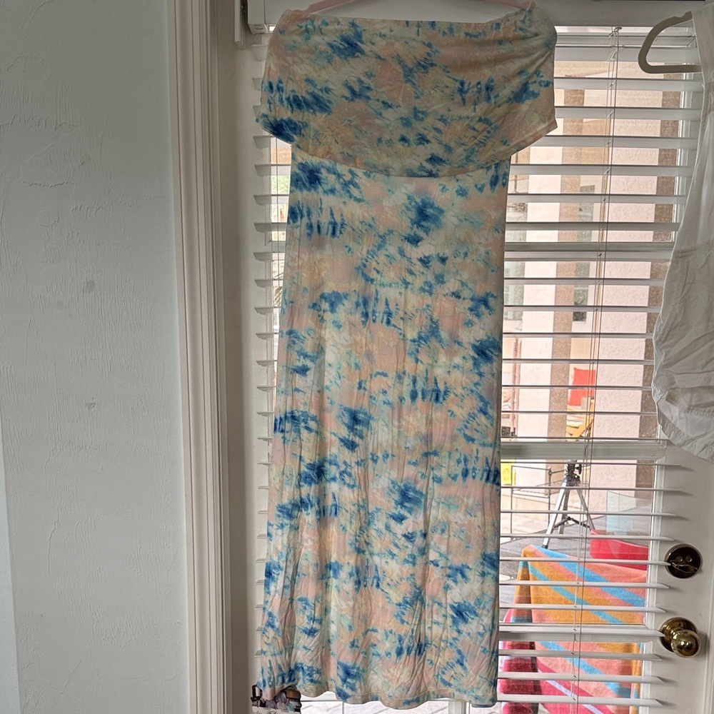 Tart Blue and Cream Tie-Dye Dress